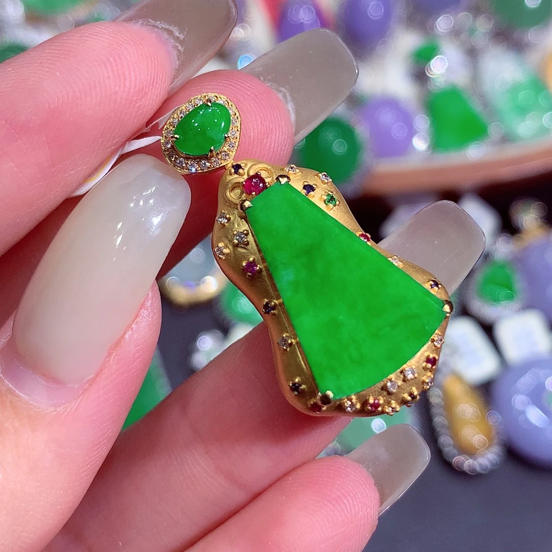 翡翠18K金镶嵌吊坠(不含链)