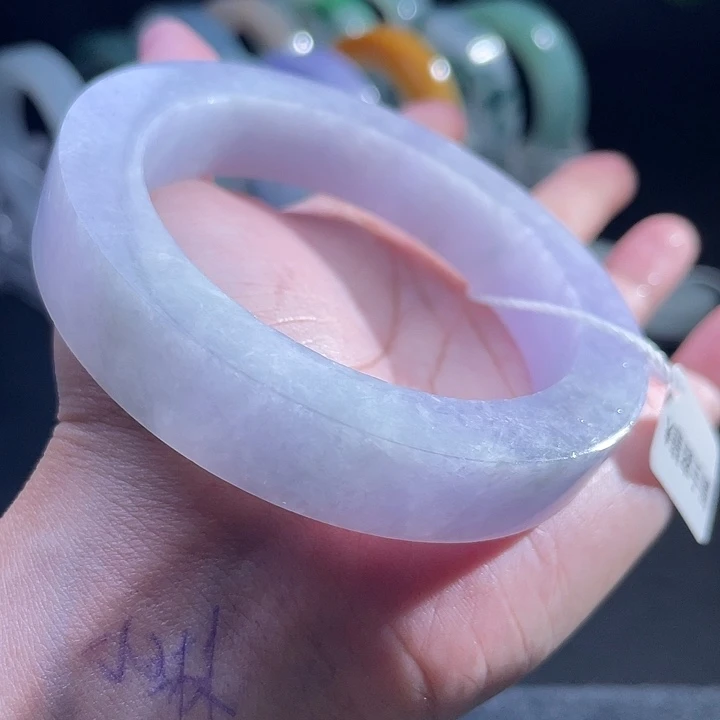 定制翡翠未镶嵌翡翠手镯