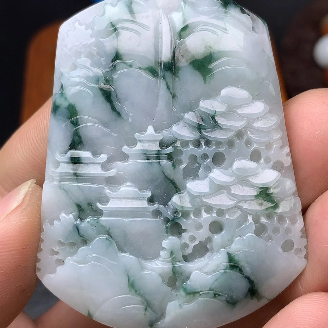 翡翠未镶嵌颈饰翡翠首饰和翡翠珠宝