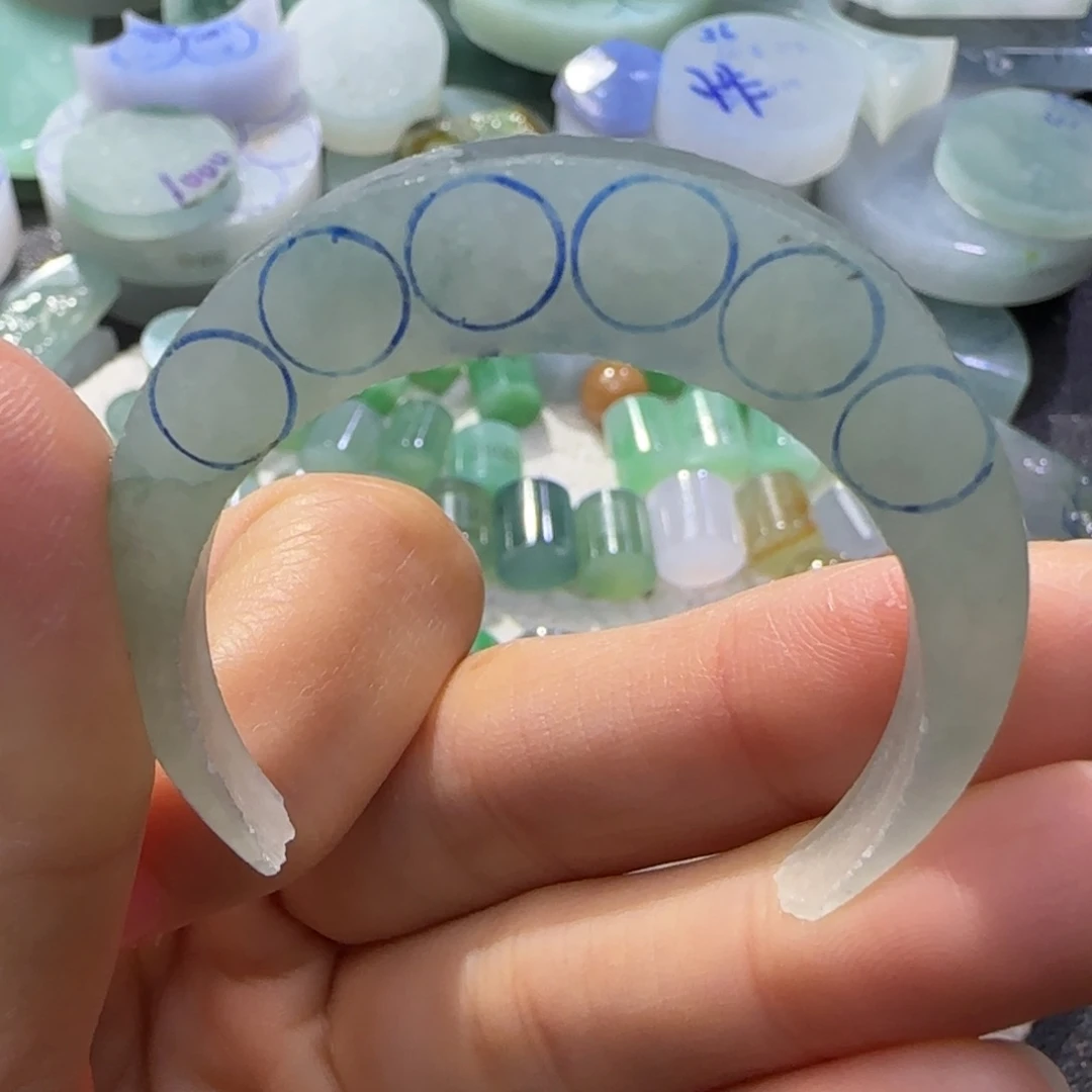 定制翡翠未镶嵌翡翠