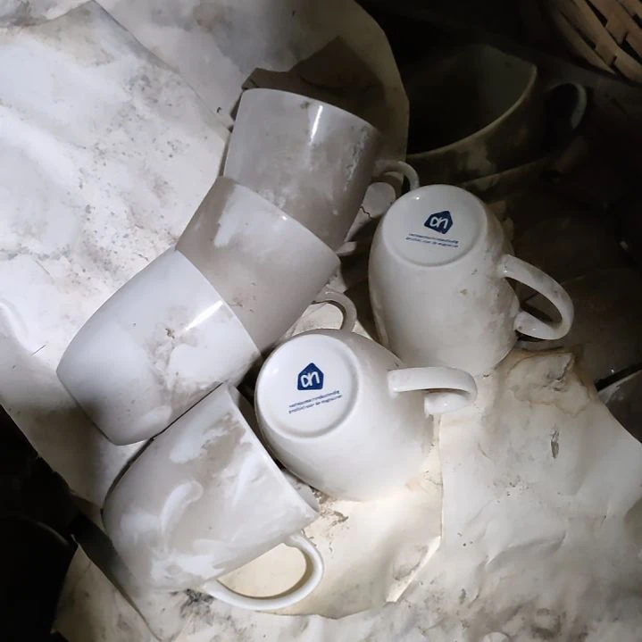 摆件陶瓷盘子碗啥都有