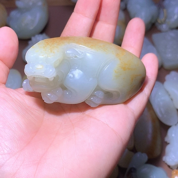 中***迪颈饰未镶嵌和田玉（糖玉）