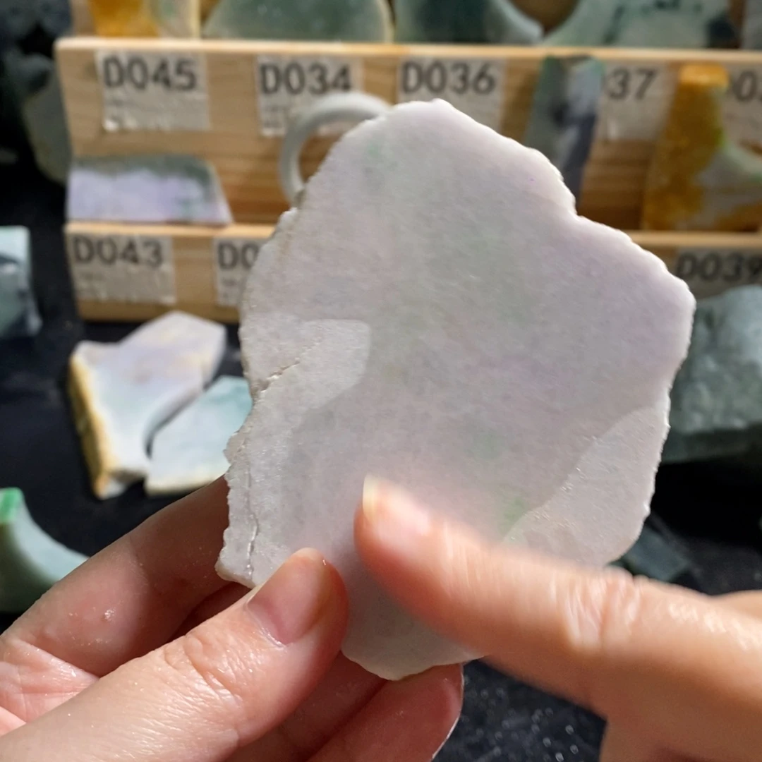 颈饰未镶嵌翡翠天然翡翠