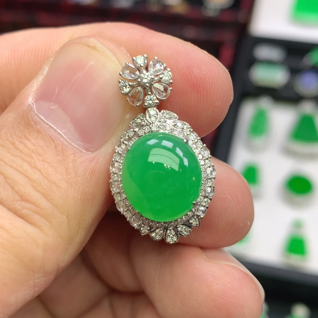 翡翠18K金镶嵌吊坠(不含链)