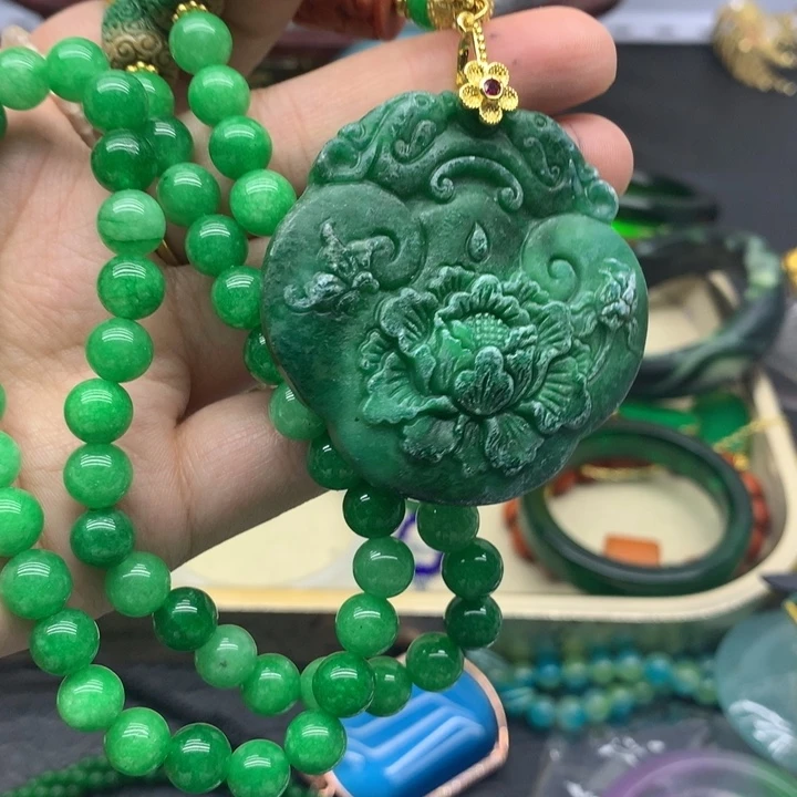 树脂制品吊坠尺寸