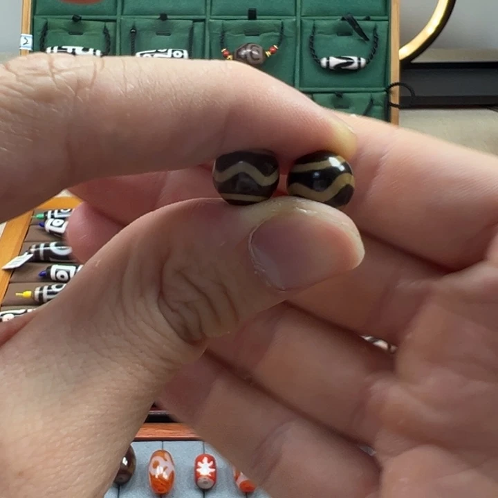 玛瑙/玉髓合金颈饰