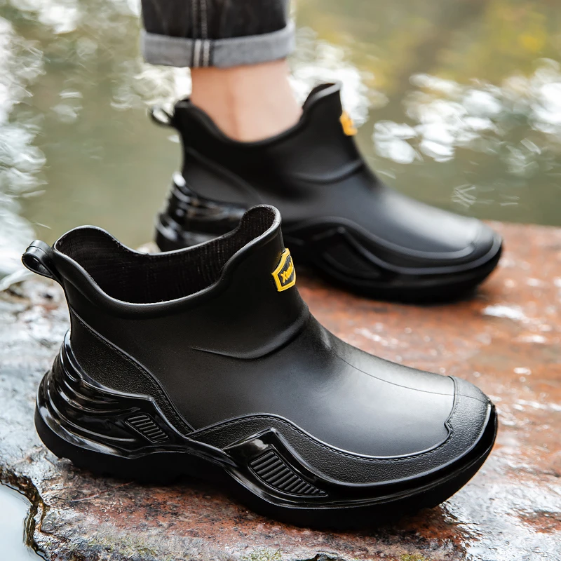 德系雨鞋男女款防滑时尚短筒防水靴洗车露营钓鱼加厚厨房情侣胶鞋
