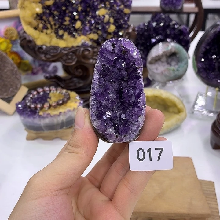 未镶嵌大型摆件（非配饰）水晶