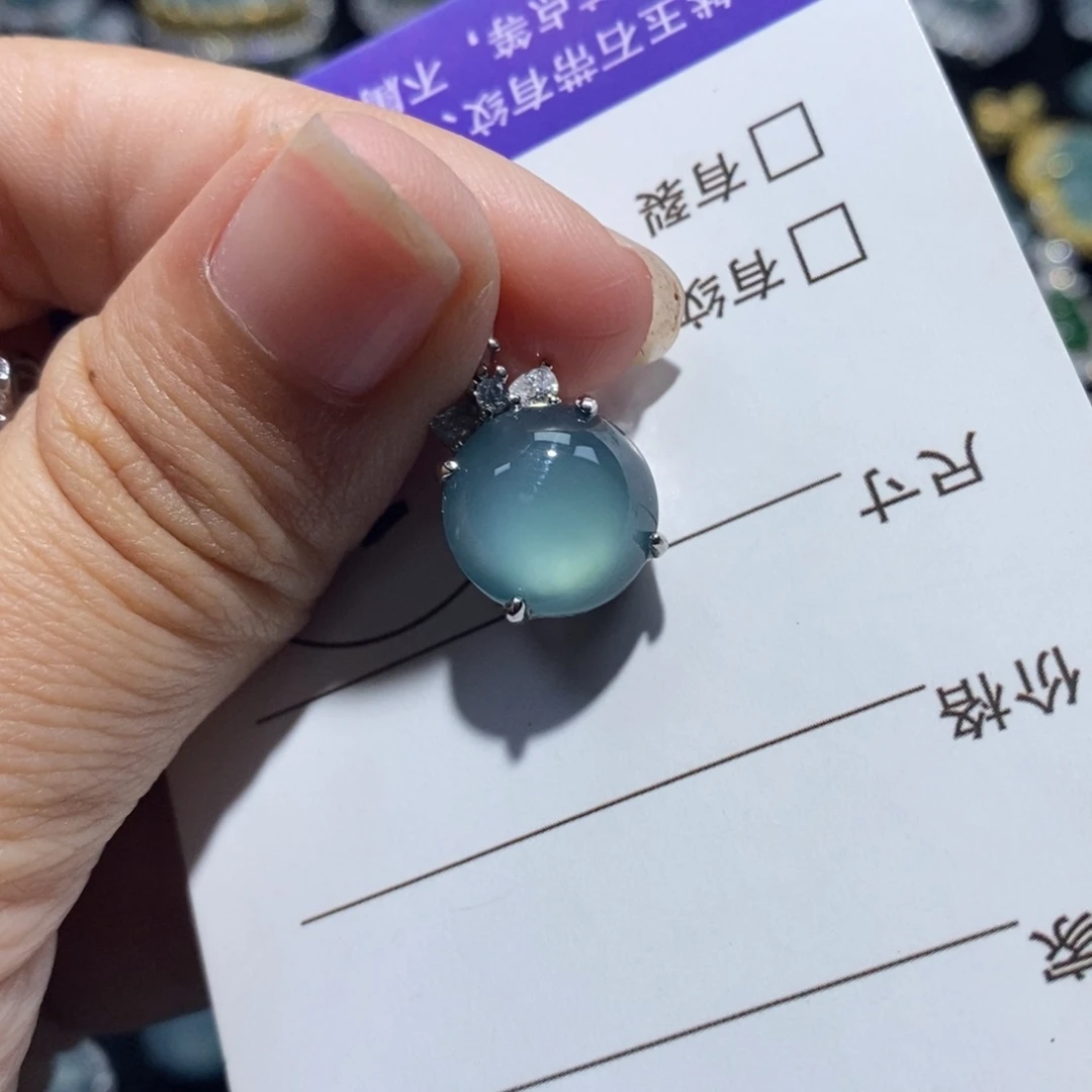 1***录翡翠未镶嵌颈饰翡翠