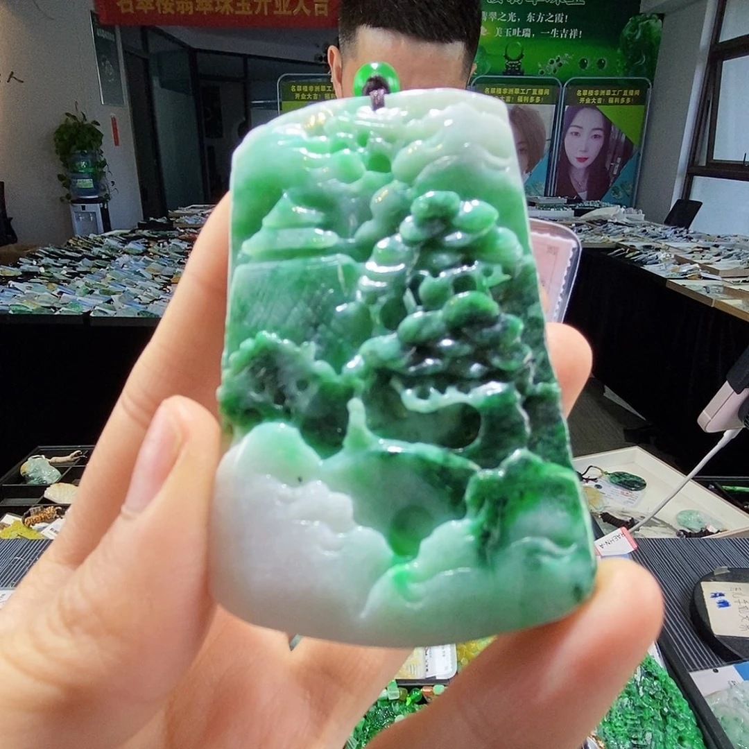 颈饰未镶嵌翡翠翡翠