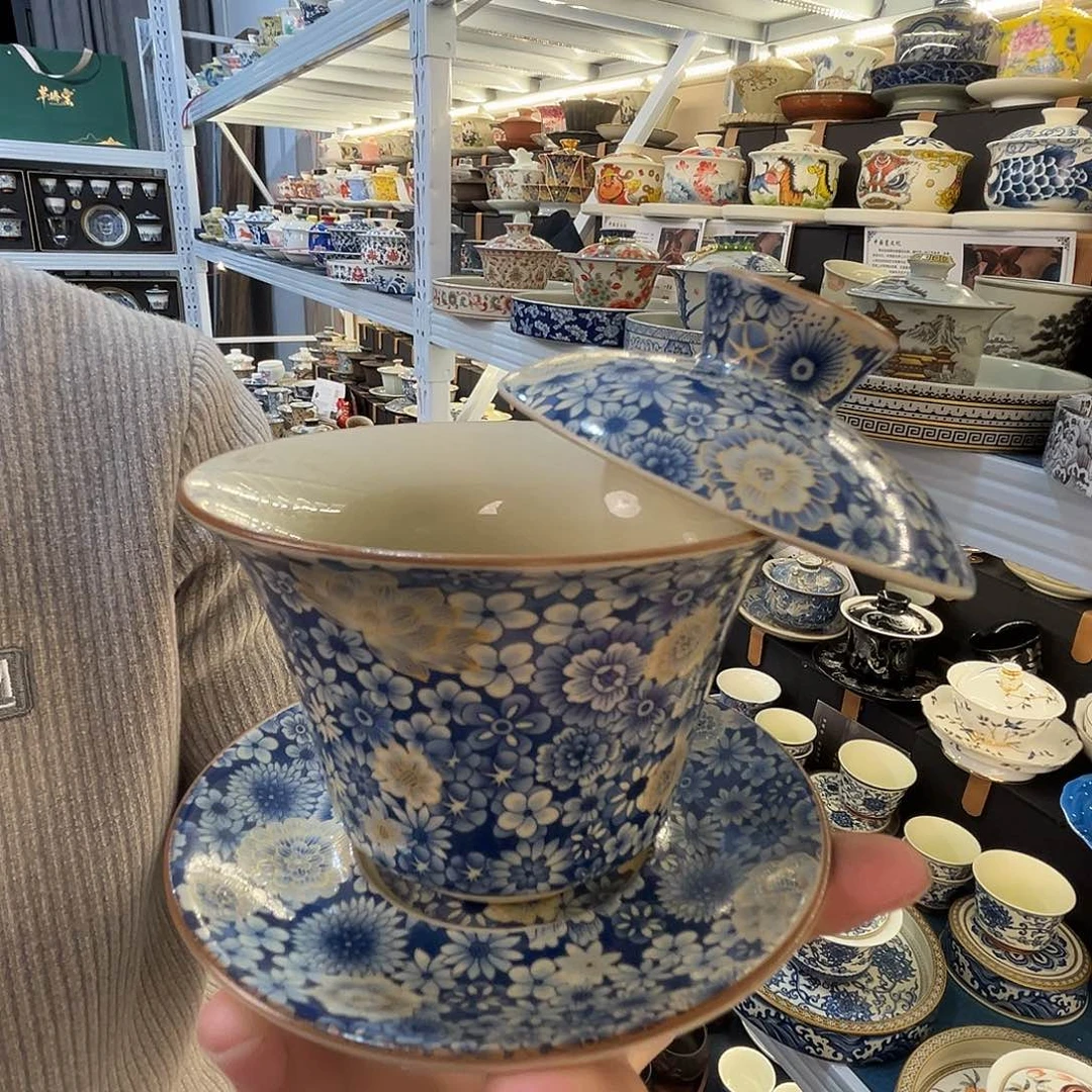 这些盖碗很漂亮！！！！