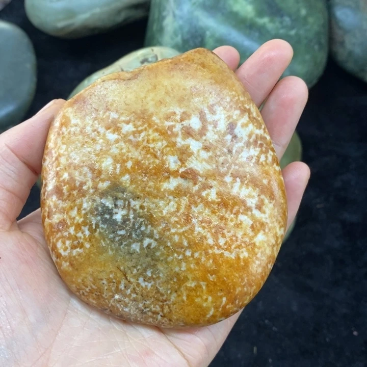 未镶嵌和田玉（糖玉）挂件