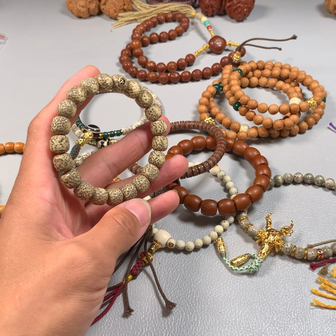 吊坠星月菩提。。。。。。。。。。。