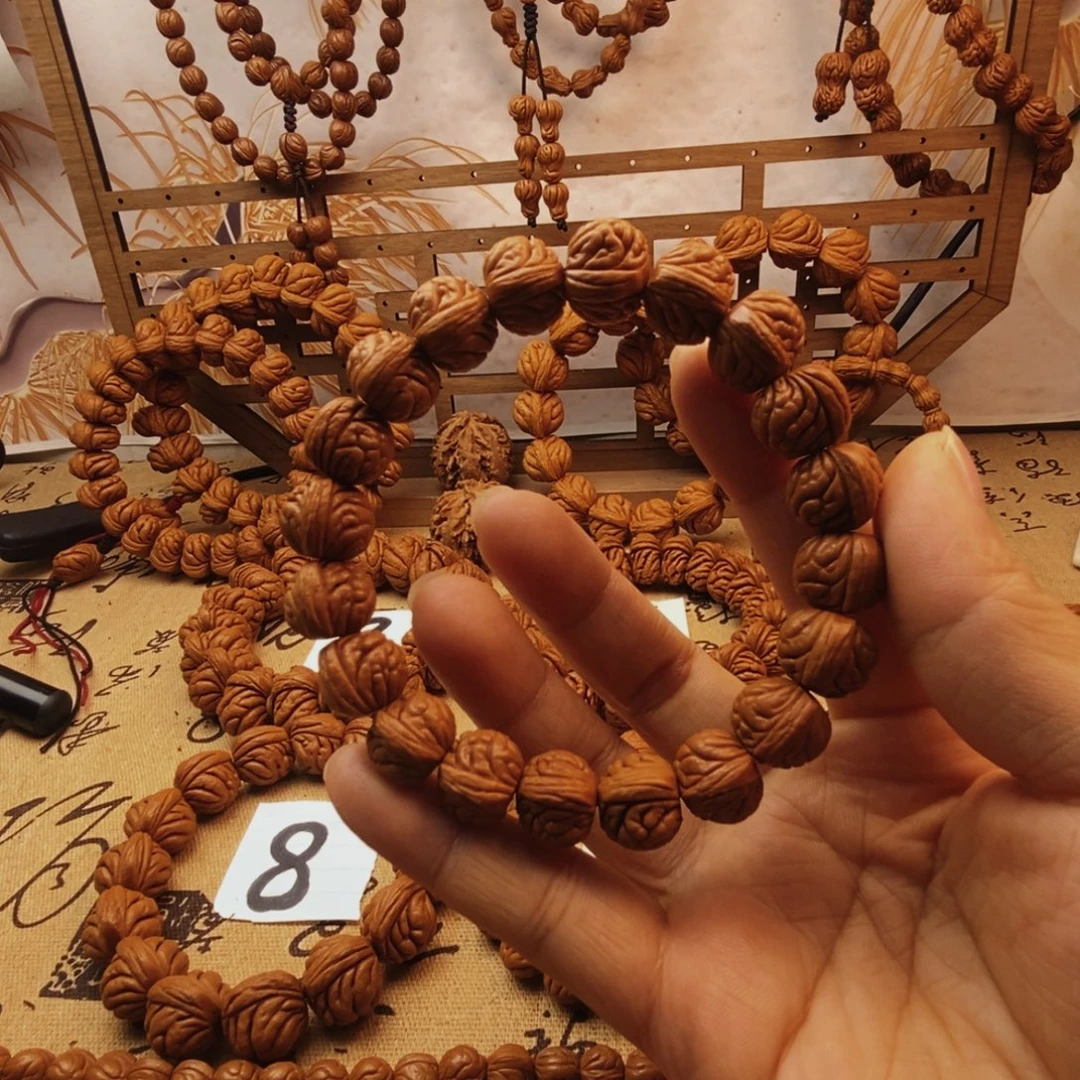 文玩核桃吊坠龙纹桃核