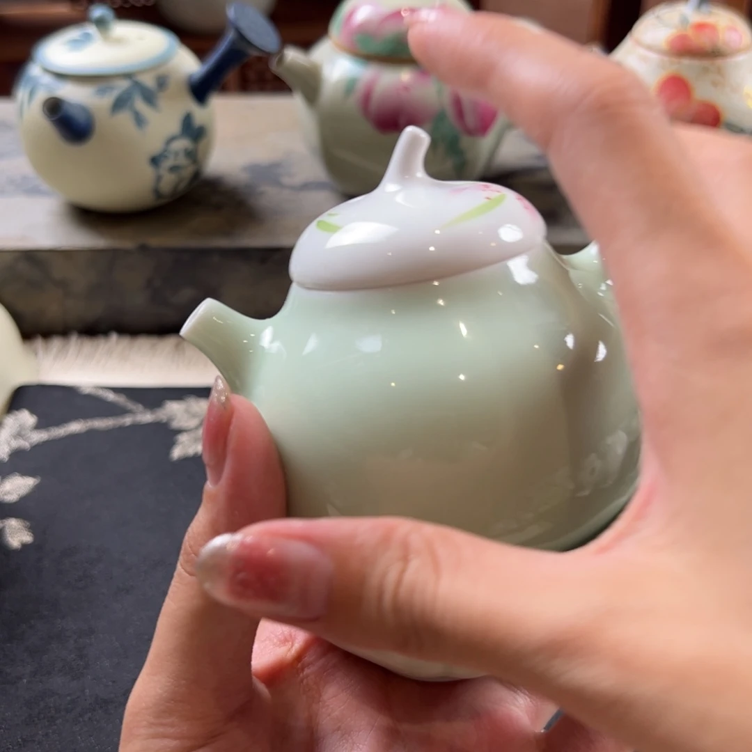 茶具等产品的生产和销售工作