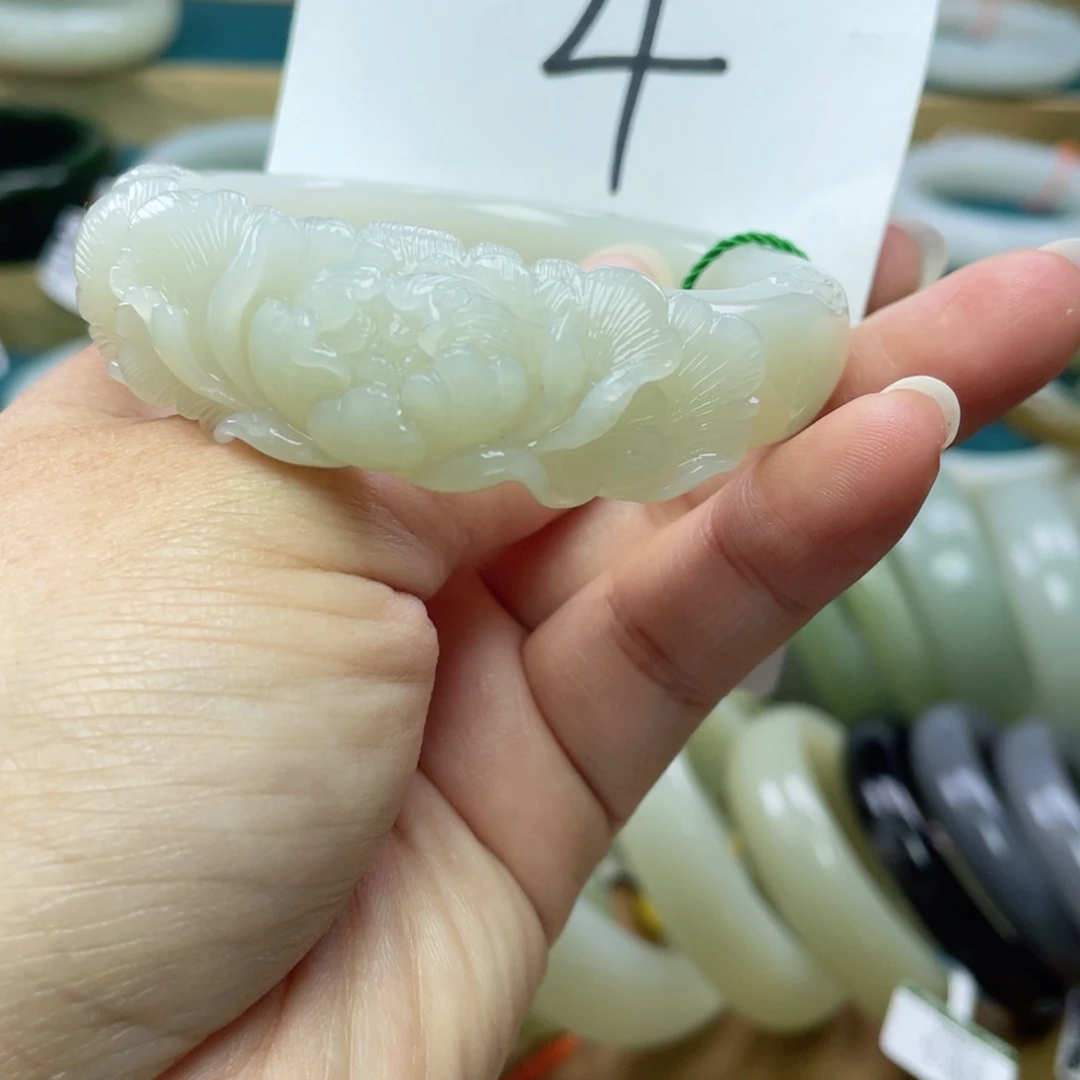 未镶嵌手镯和田玉圈口55