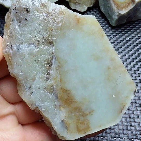 和田玉（糖玉）未镶嵌珠宝半成品