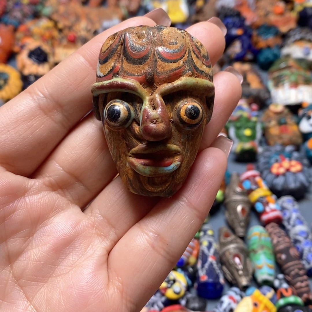 琉璃颈饰印度尼西亚老娃