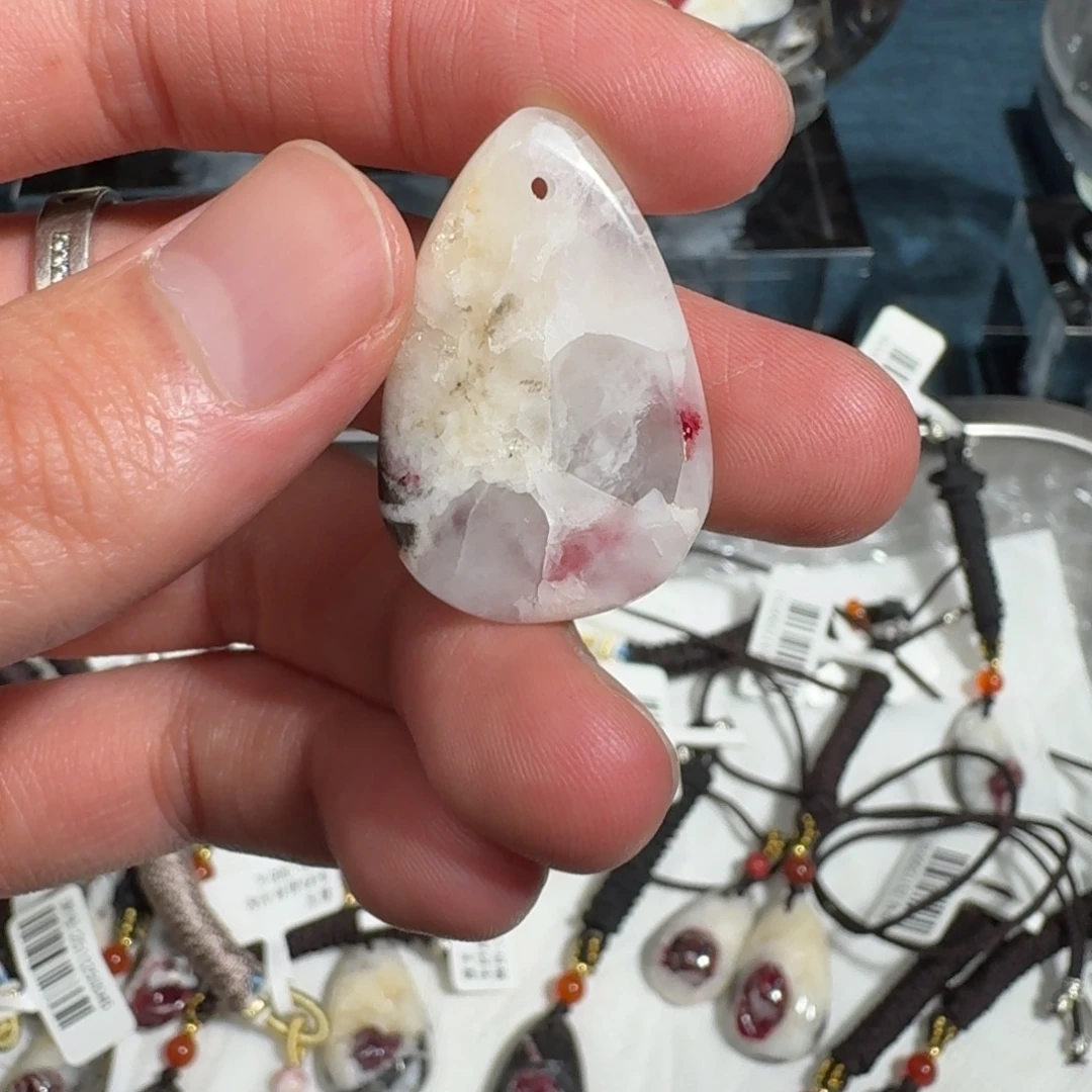 天然辰砂朱砂吊坠