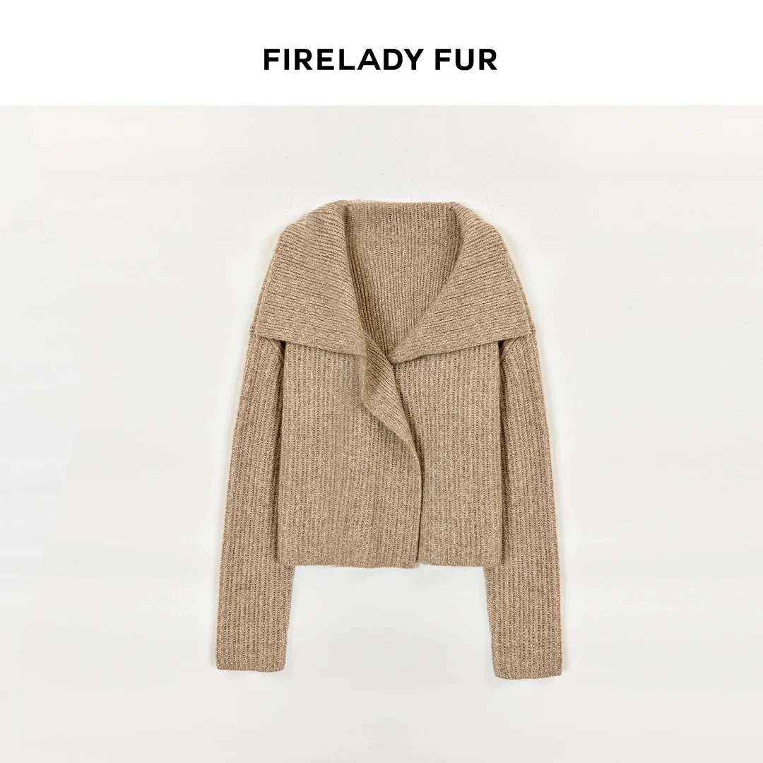 付智恩 高定密珠片不对称领剪裁设计澳洲羊毛针织开衫