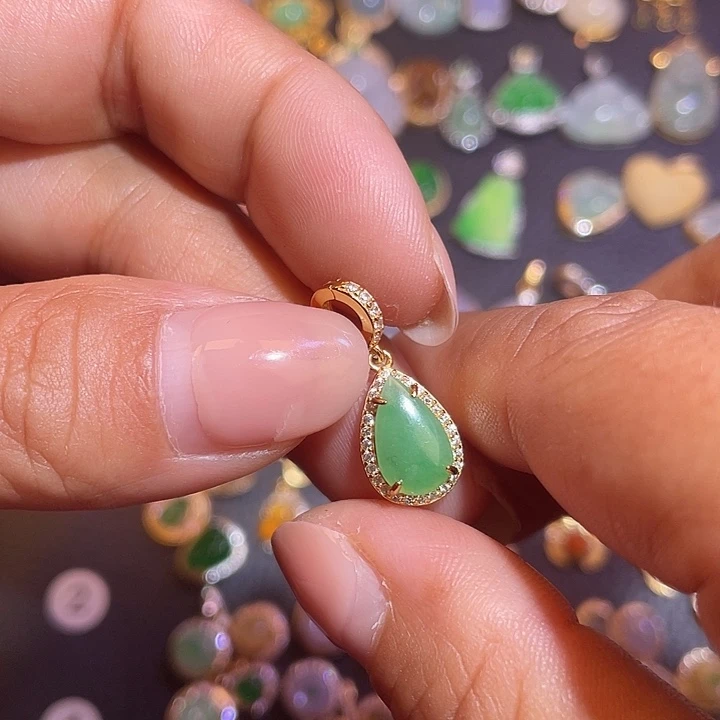 翡翠银S925镶嵌颈饰