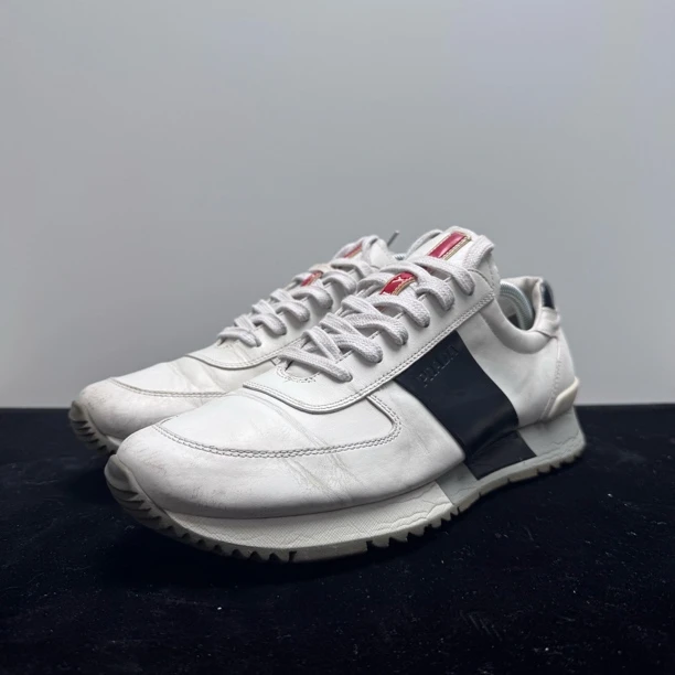95新 Prada/普拉达 40码/uk6 双色拼接运动鞋