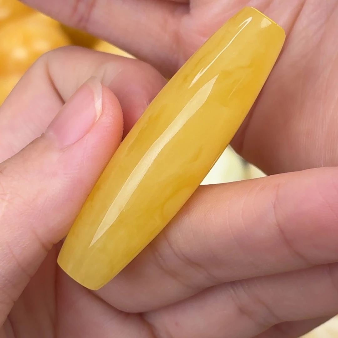 心***向裸石琥珀未镶嵌桶珠