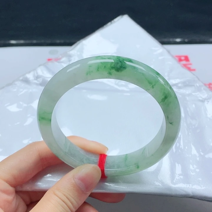 翡翠手镯未镶嵌翡翠手镯56