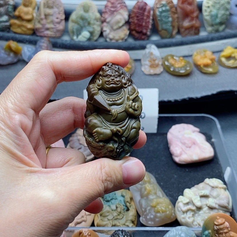 【闪购商品】定制石英质玉吊坠未镶嵌