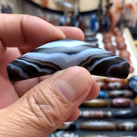 玛瑙/玉髓颈饰合金信*