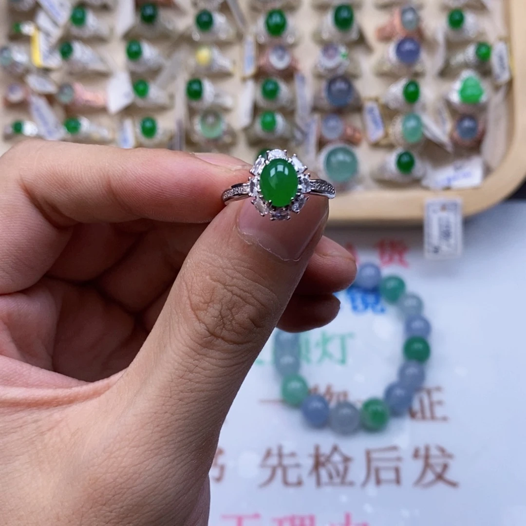 9***妈翡翠戒指银S925镶嵌天然缅甸翡翠a货