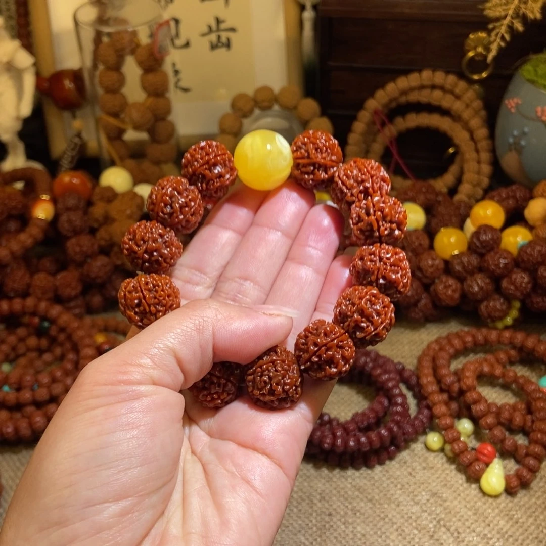 金刚菩提手串186玉化黄