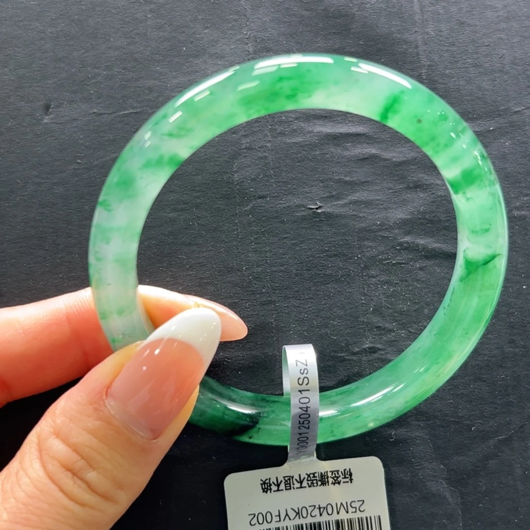 石英质玉手镯未镶嵌➕艳艳57