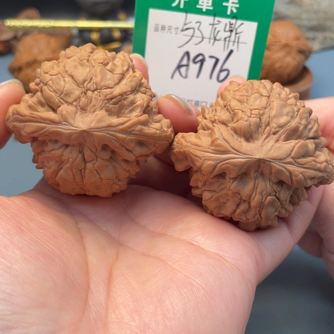 吊坠桃核文玩核桃