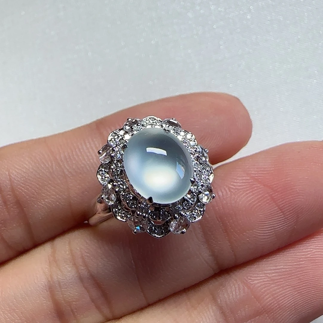 翡翠戒指18K金镶嵌何*久戒指