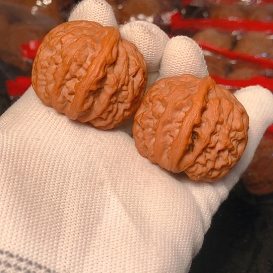 文玩核桃把件白狮子38