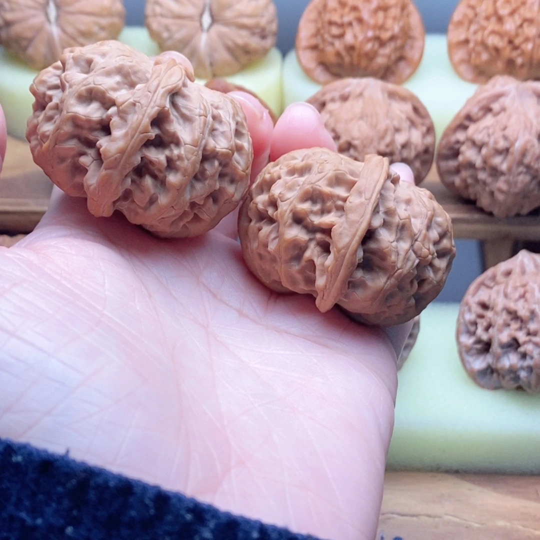 八***路文玩核桃吊坠苹果园