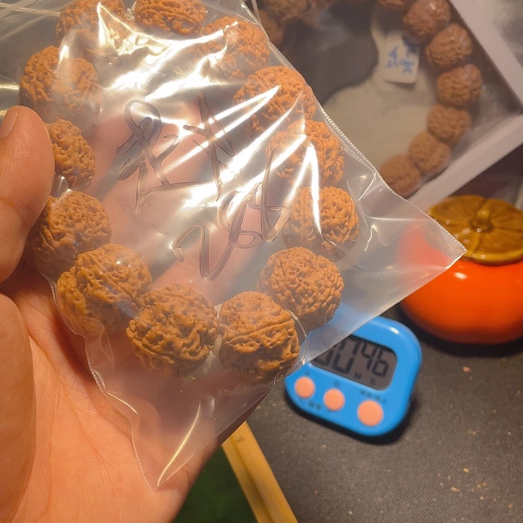 金刚菩提手串赵蜂窝