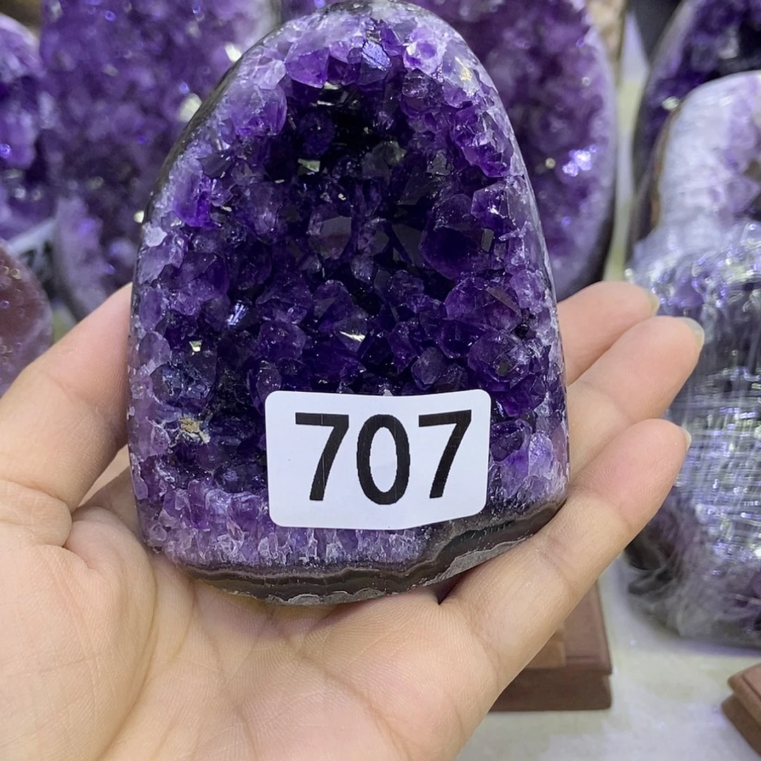 和***瑞未镶嵌紫晶大型摆件（非配饰）