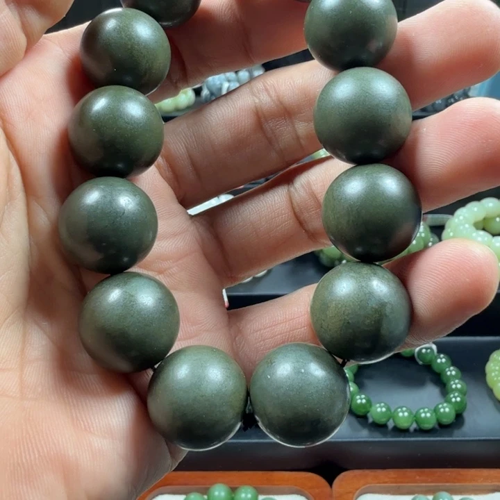 和田玉（糖玉）未镶嵌手链