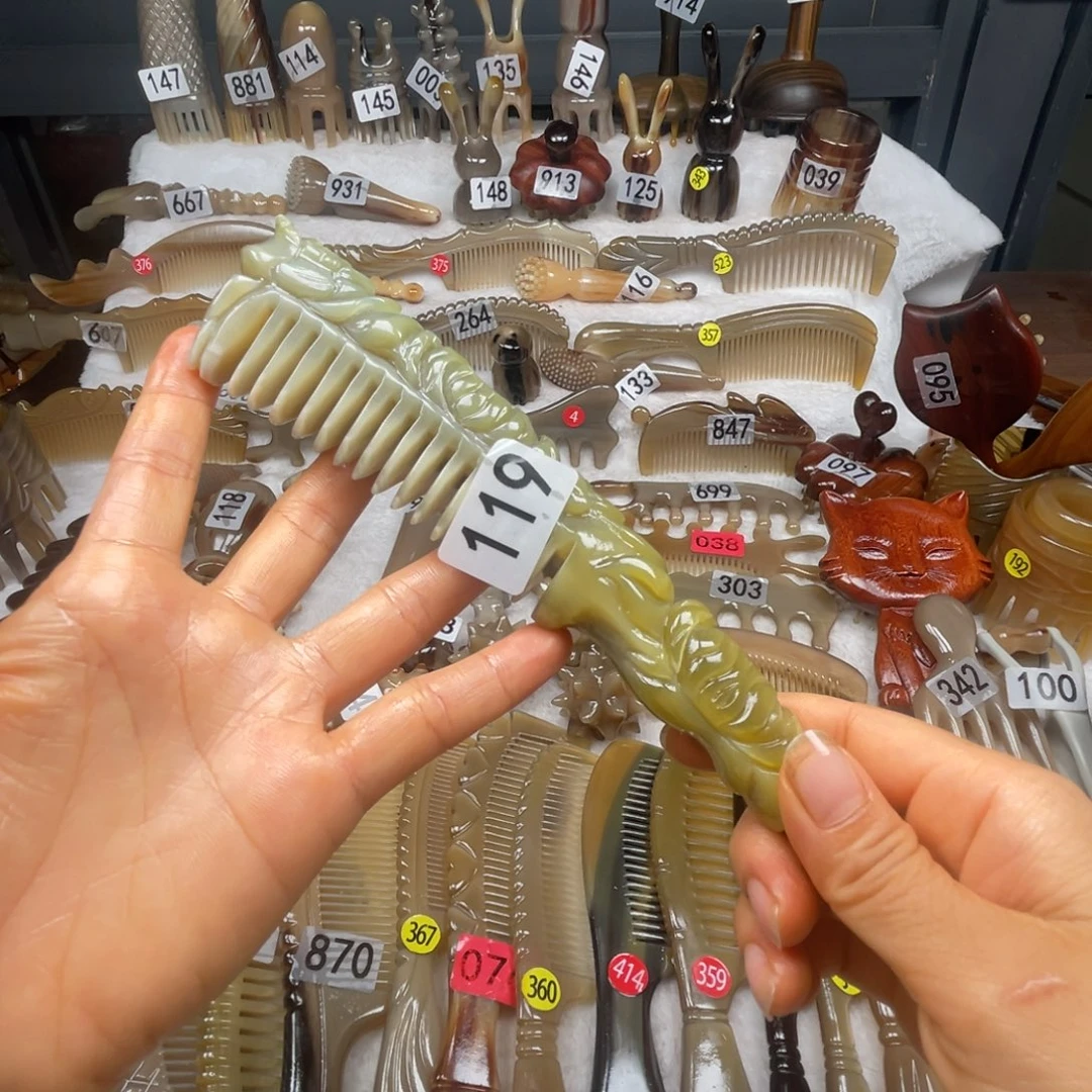 用***1牛角梳牛角福利款