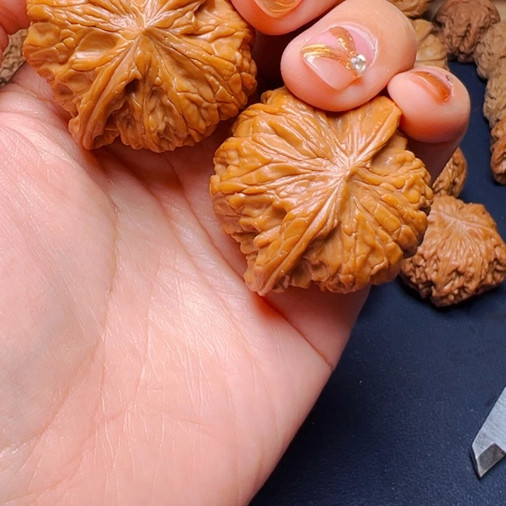国***宁文玩核桃吊坠磨盘41全品