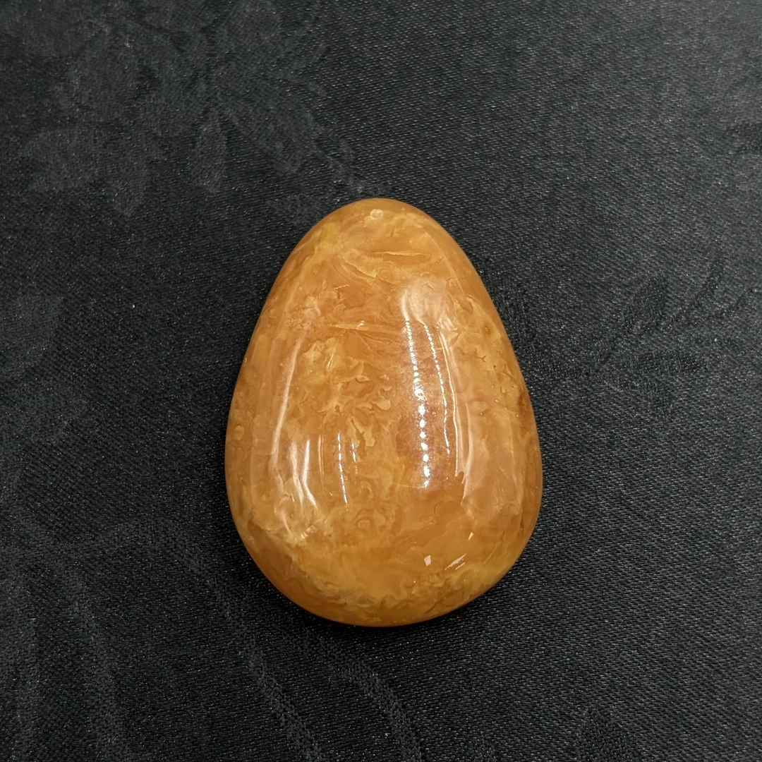 「戴琴珠宝」Q1633-蜜蜡吊坠（多样性发其一）