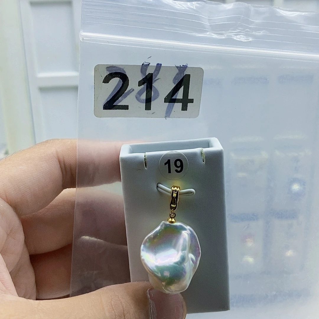淡水珍珠颈饰合金