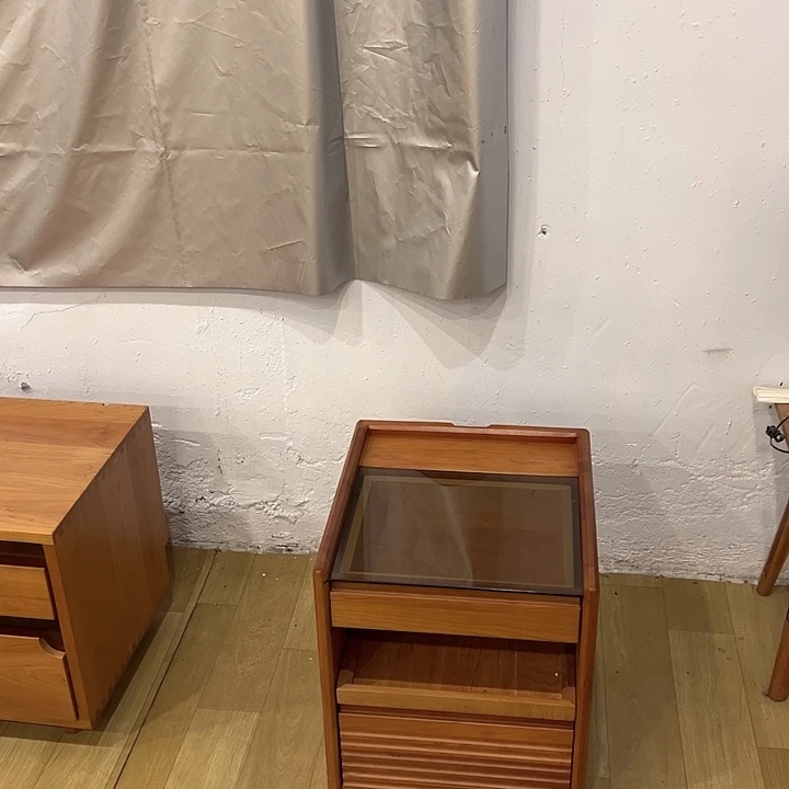 北美样品樱桃木床头柜不退不换