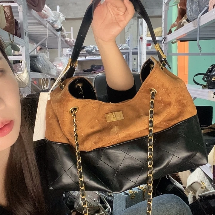 牛剖层皮革绵羊皮（革）羊皮（革）小牛剖层皮革