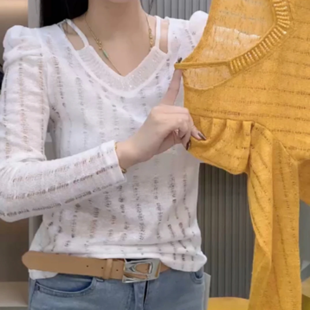 新款时尚重工V领修身显瘦打底T恤衫