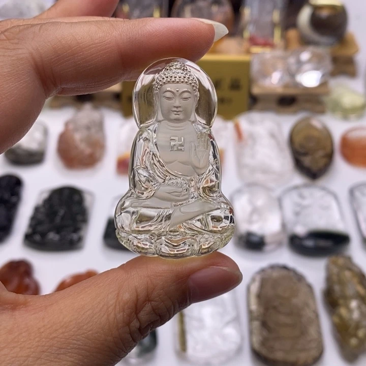 未镶嵌颈饰水晶我**?定制