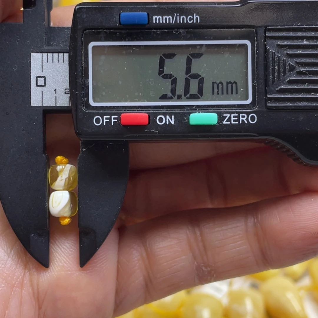 【闪购商品】裸石蜜蜡未镶嵌40