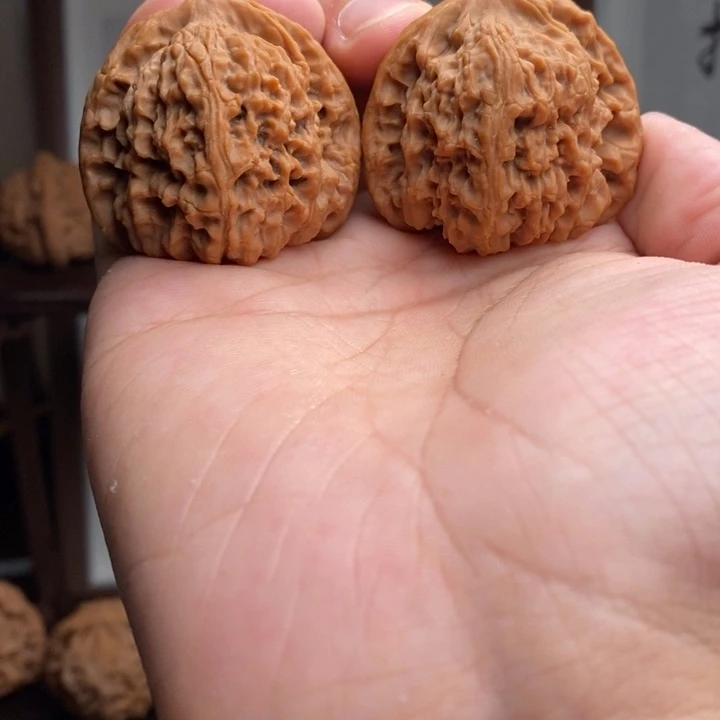 杨***吊坠文玩核桃精品2222